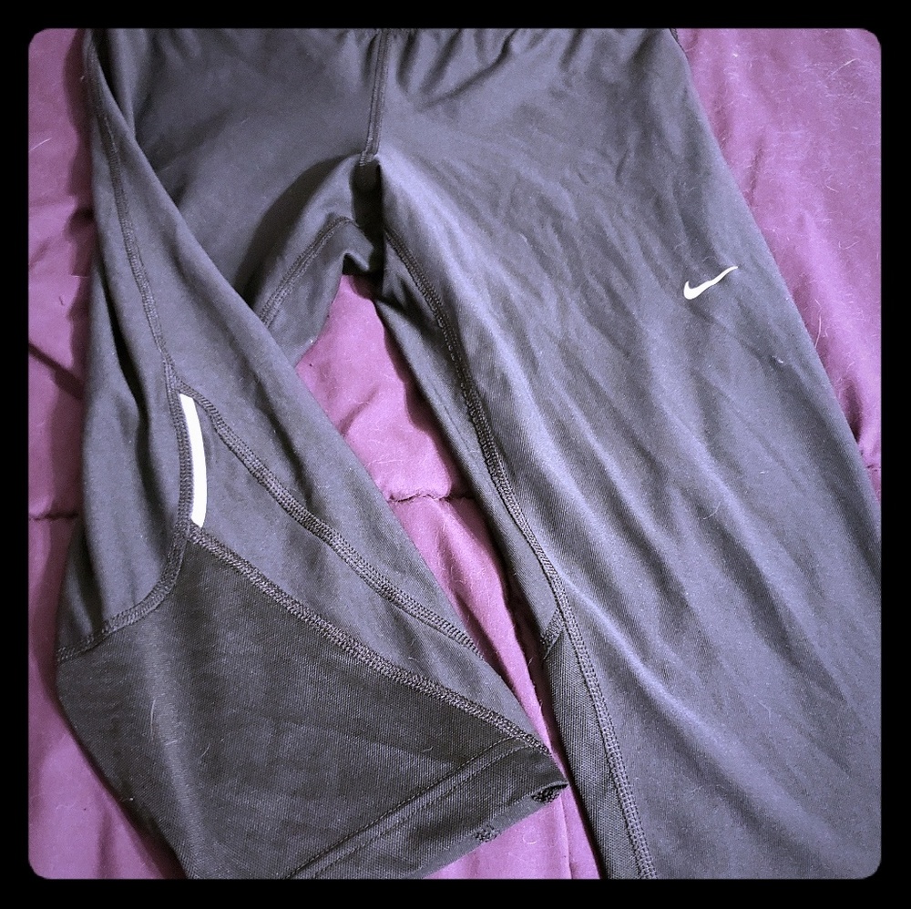 Nike dri-fit cropped leggings
